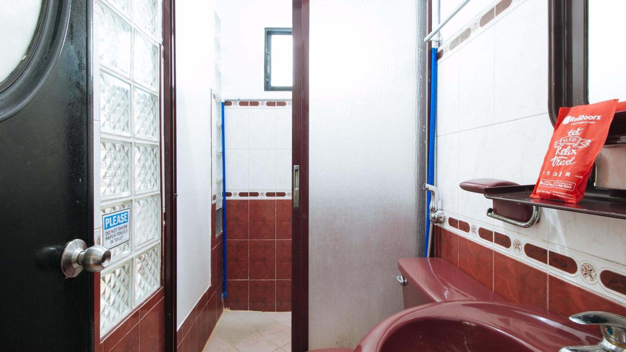 Reddoorz At Plus Villa Gloria Taguig Exteriör bild
