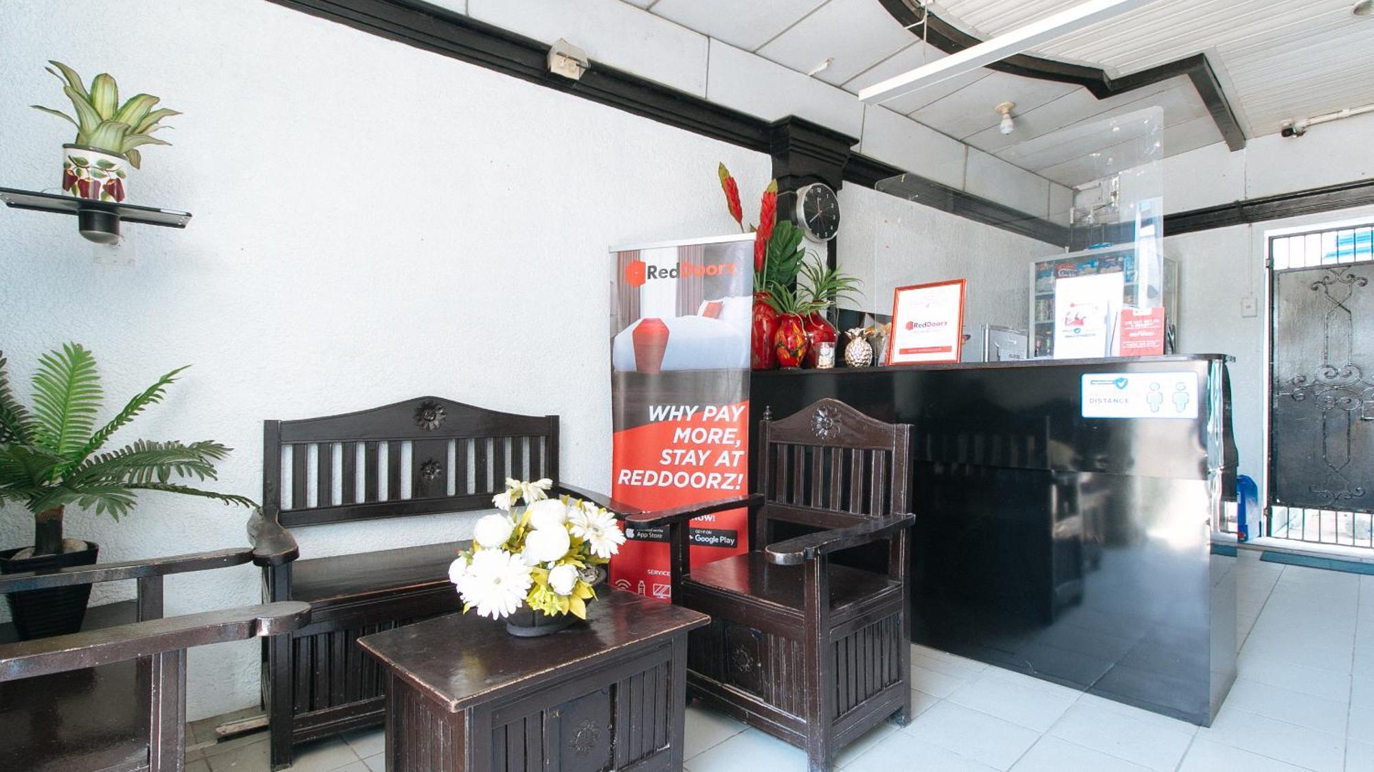 Reddoorz At Plus Villa Gloria Taguig Exteriör bild