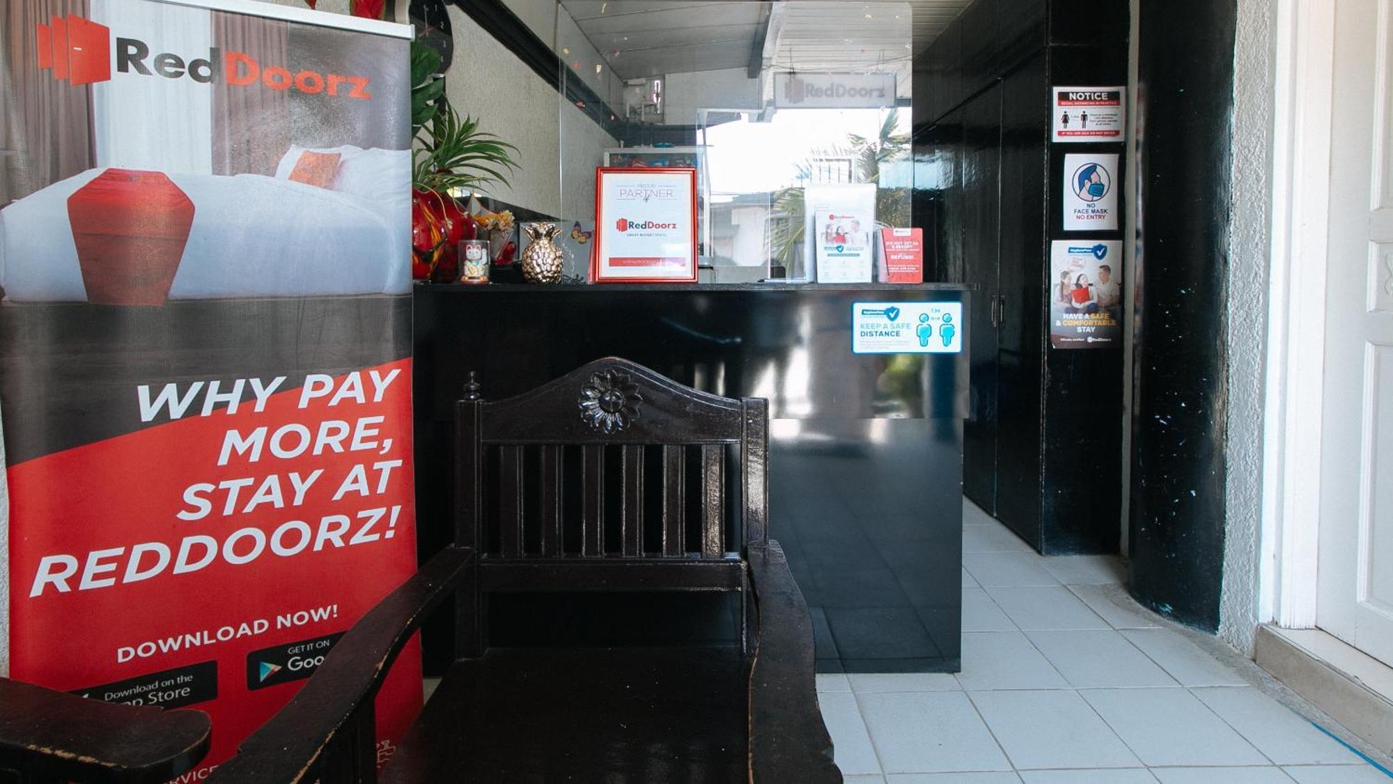 Reddoorz At Plus Villa Gloria Taguig Exteriör bild